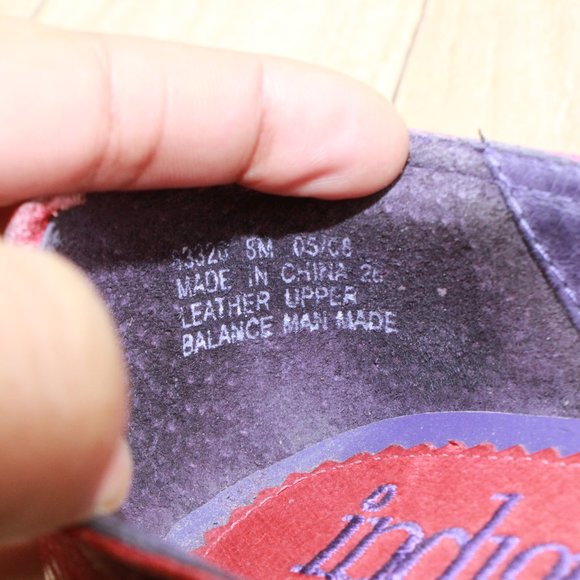 Indigo Clarks Red Leather Moccasin Toe Mary Jane Pump Heel Shoes Size 8 Medium - Picture 8 of 9